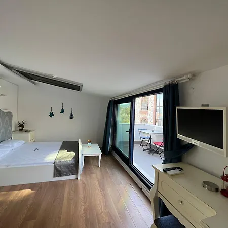 Urla Marin 4*