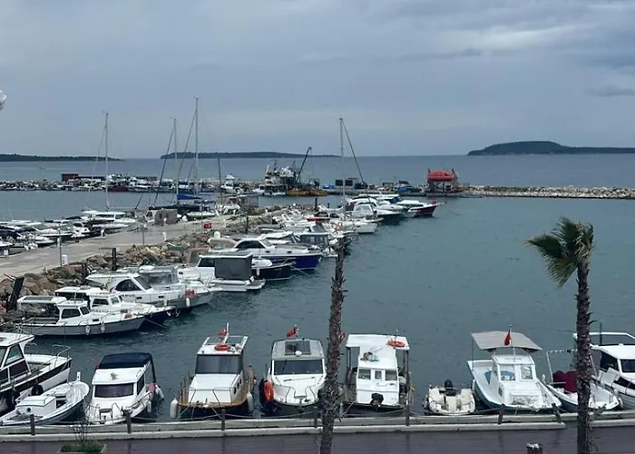 Urla Marin מלון 4*