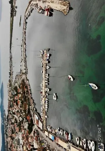 Urla Marin فندق 4*